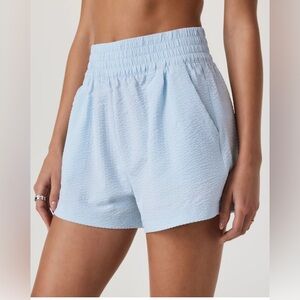 Vuori Textured Villa Shorts